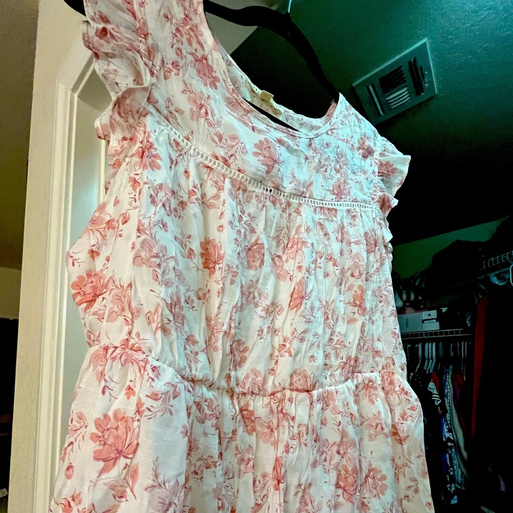New w/tags cute summer shirt, size XL